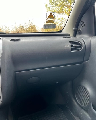 Opel Corsa cena 6500 przebieg: 174000, rok produkcji 2006 z Wrocław małe 407